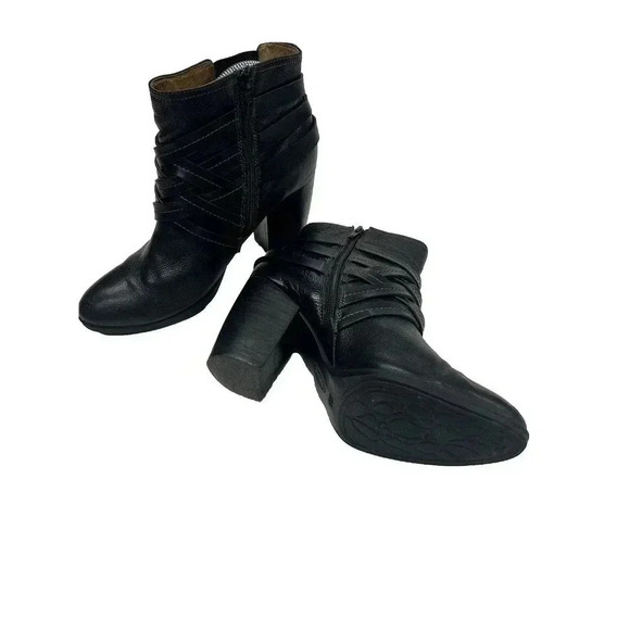 SOFFT Women's Brown Leather Heel Strappy Buckle Zippered Ankle Boots size 10 M - Picture 5 of 11